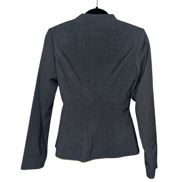 Like-New Calvin Klein Women’s Charcoal Gray Stretch Blazer – Size 2 - Picture 2 of 4